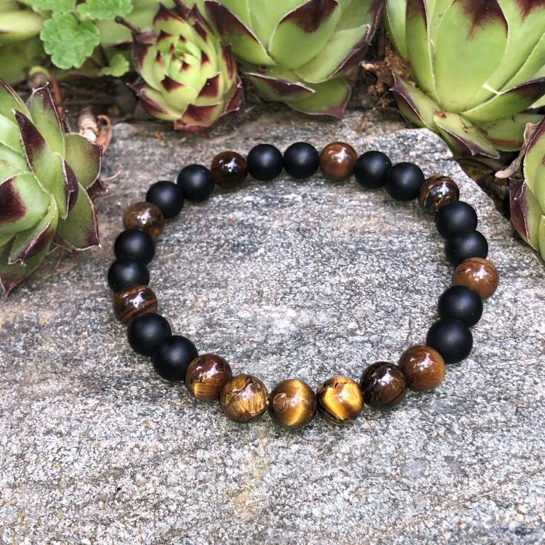Minerální náramky tygří oko, onyx - KOUZLA A ČÁRY