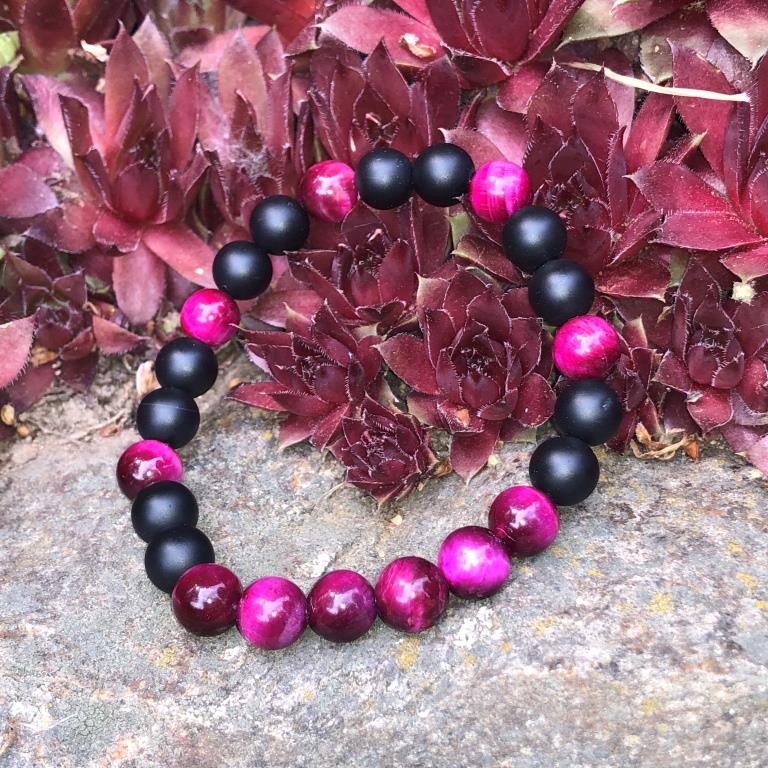 Minerální náramky tygří oko, onyx - KOUZLA A ČÁRY