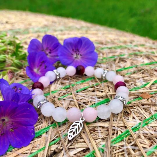 Minerální náramek růženín, křišťál, tygří oko - POHLAZENÍ