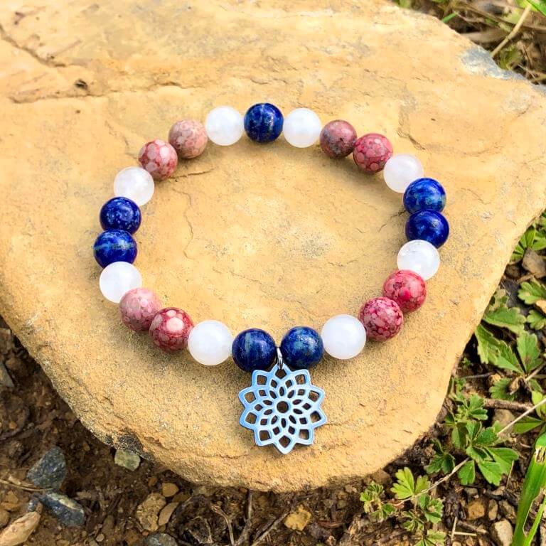 Minerální náramek jaspis, křišťál, lapis lazuli - POTĚŠENÍ