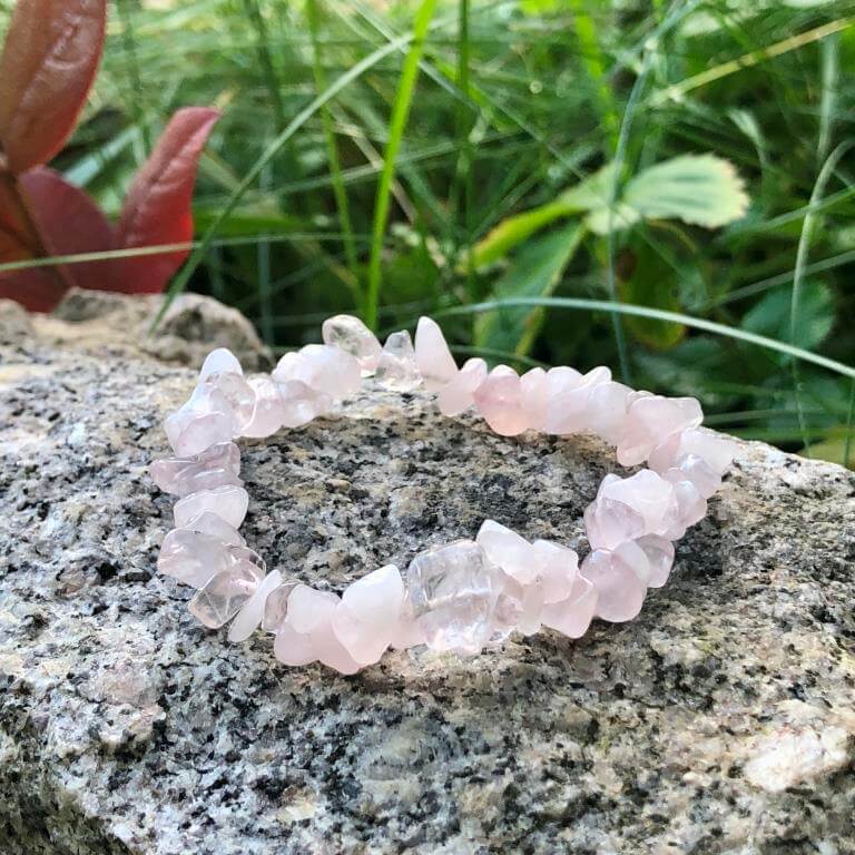 Minerální náramek Růženín - chips