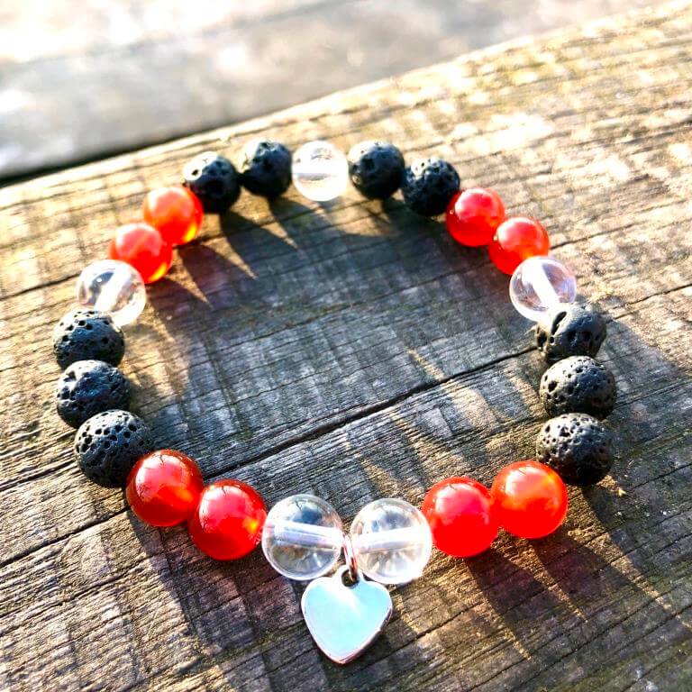 Minerální náramek lávový kámen, karneol, křišťál - LÁSKA