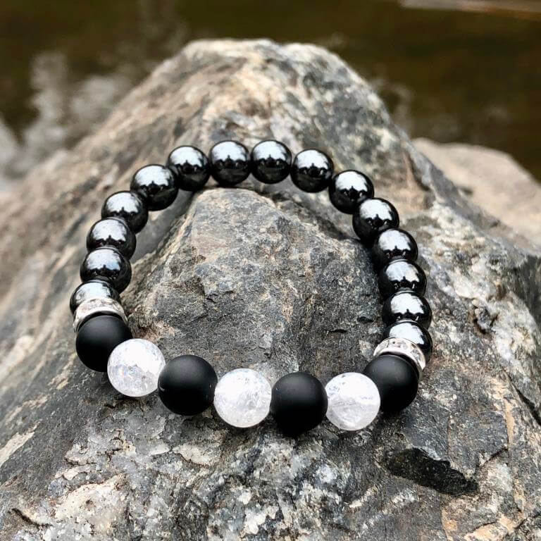 Minerální náramek hematit, křišťál, onyx - POHODA