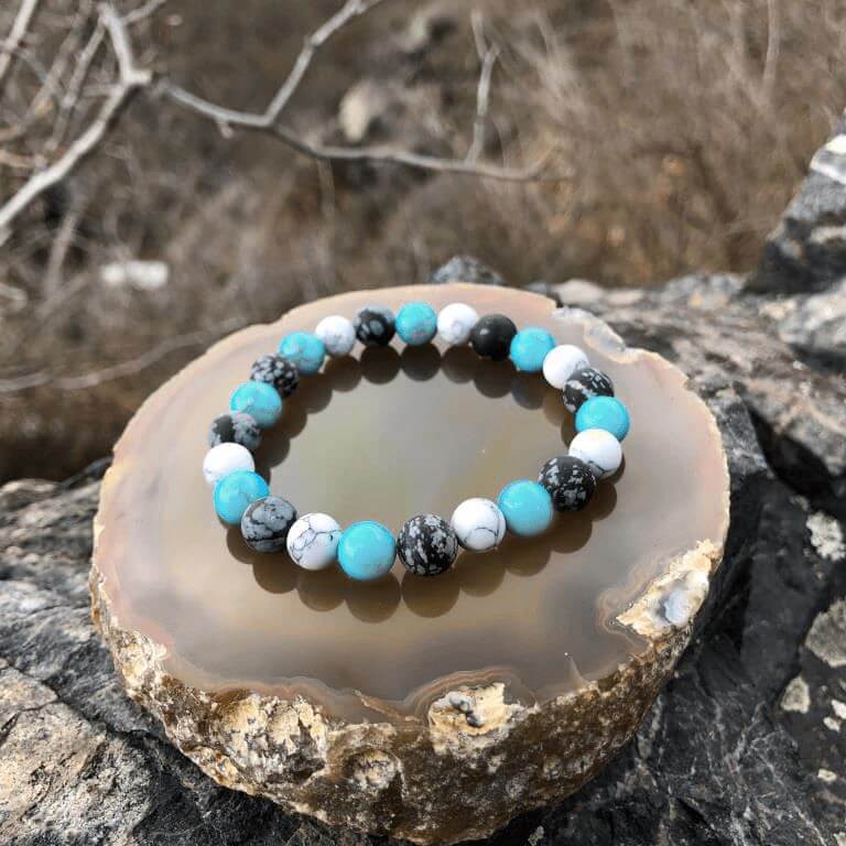Minerální náramek tyrkys, howlit, obsidián - MLHOVINA - žena