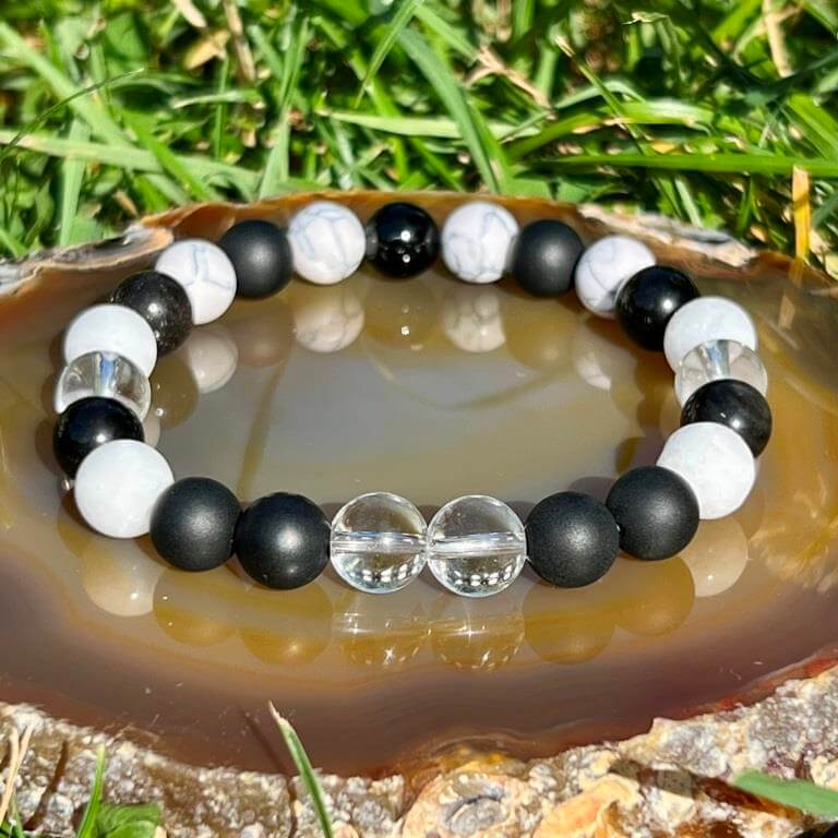 Minerální náramek křišťál, onyx, jadeit, obsidián, howlit - SEN - žena