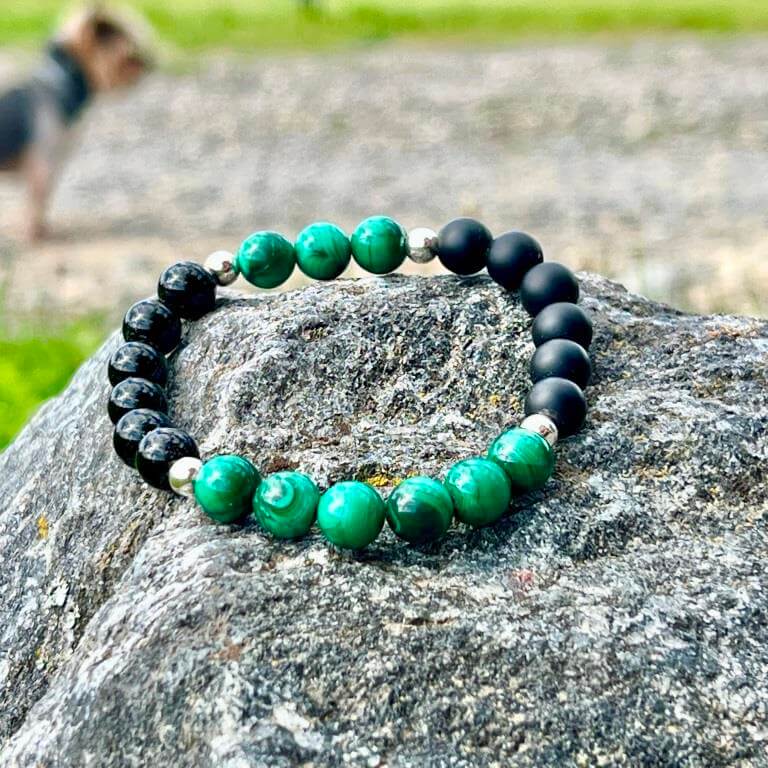 Minerální náramek malachit, onyx - ODHODLÁNÍ (stříbro Ag925)