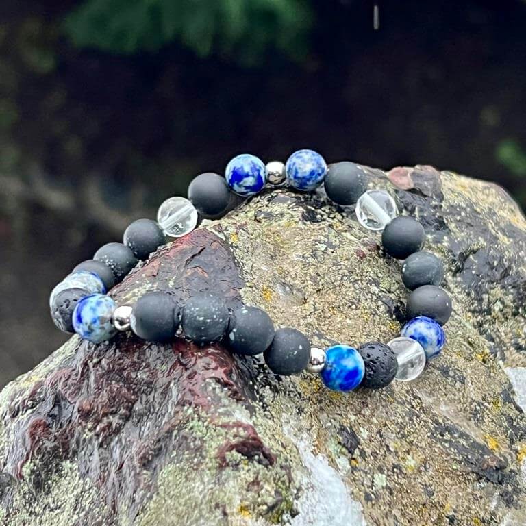 Minerální náramek obsidián, lapis-lazuli, láva, křišťál - HLUBINA  muž