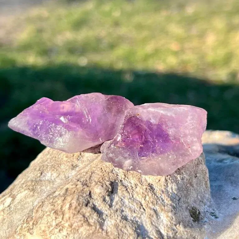 Surový brazilský Ametyst