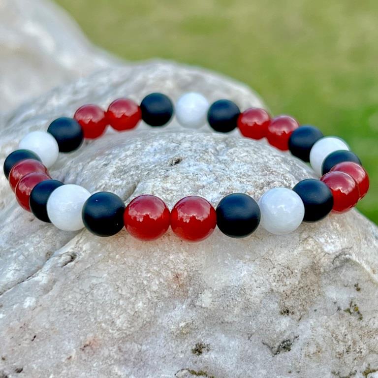 Minerální náramek onyx, karneol, jadeit - KORÁLOVKA