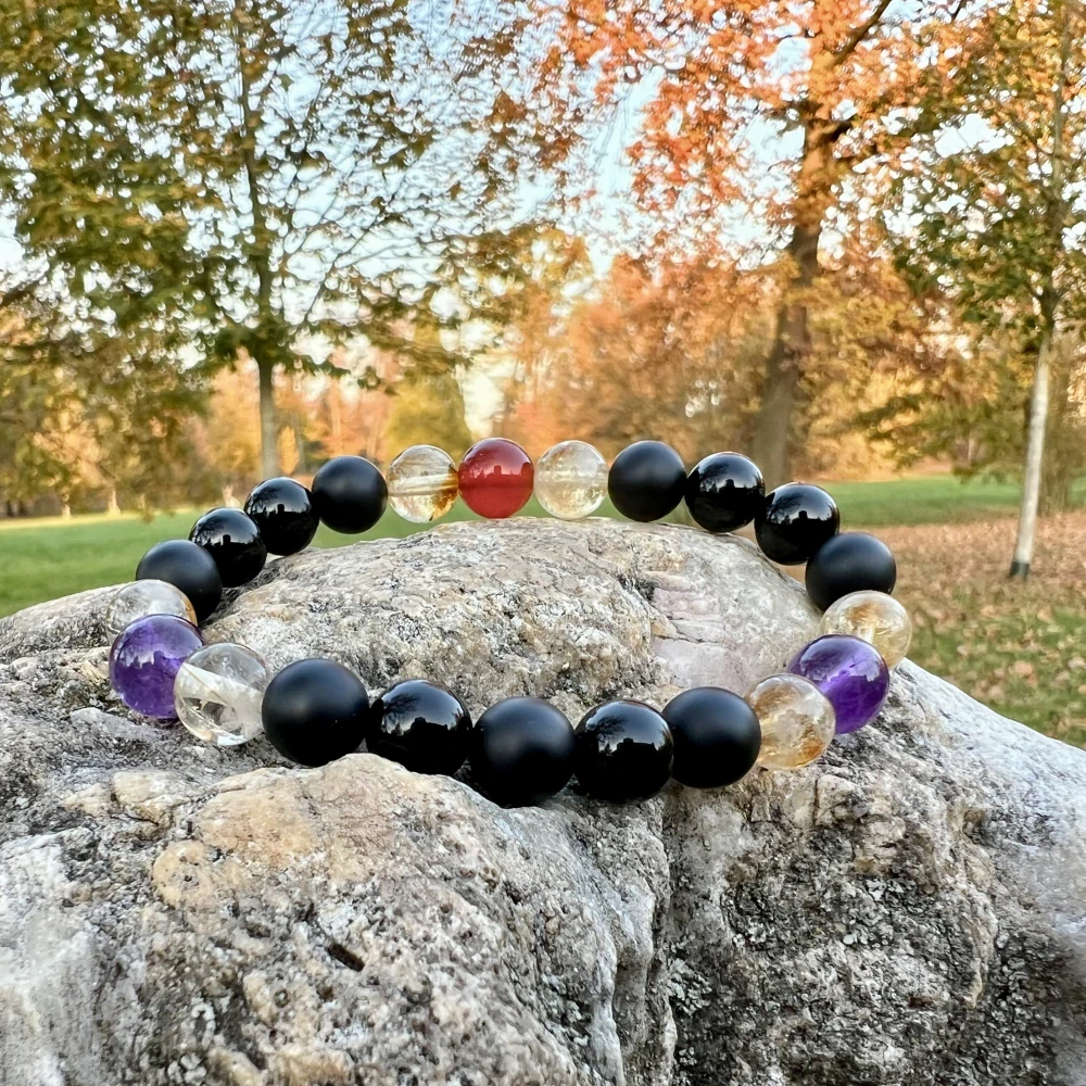 Minerální náramek onyx, ametyst, citrín, karneol - ROZMANITOST